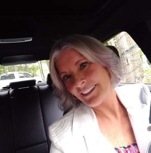 Meet your Posher, Heidi